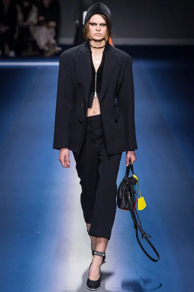 Look 2